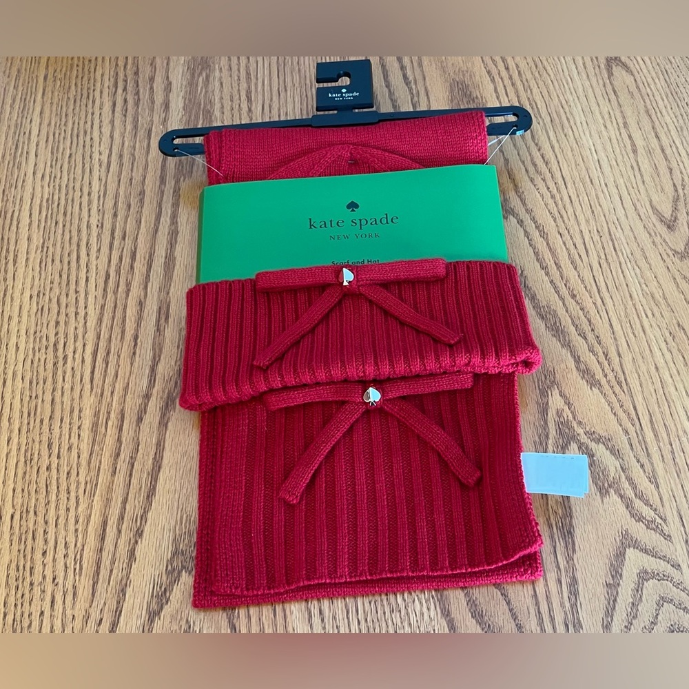 Kate Spade Red Hat & Scarf Set